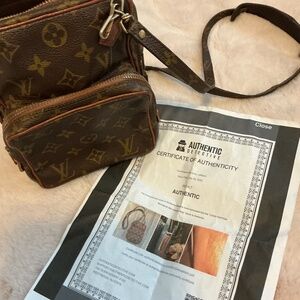 LOUIS VUITTON MONOGRAM  AMAZON WITH CROSSBODY STRAP AND COA